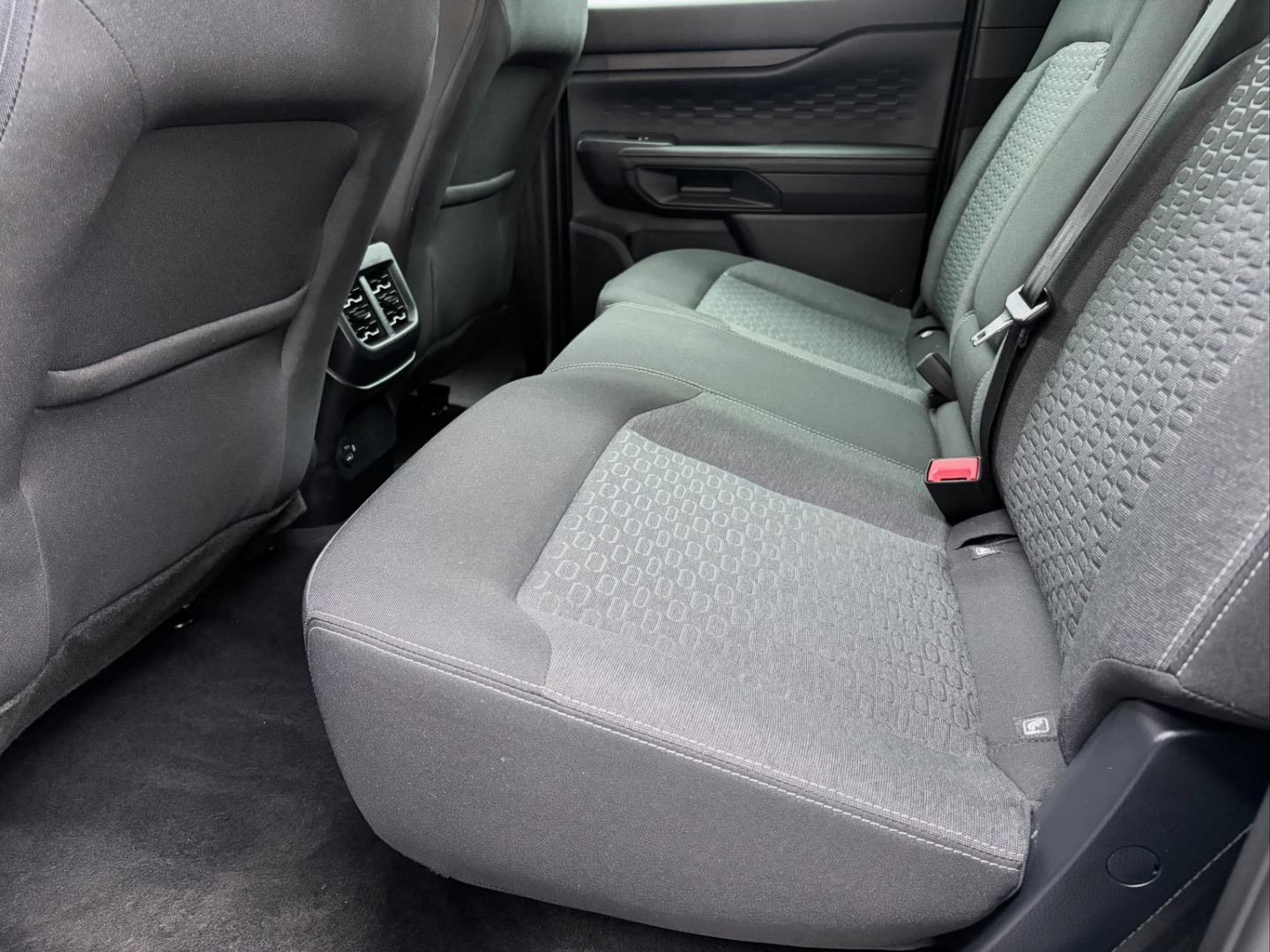 
								FordRanger2.0 Sit Double Cab XLT full									