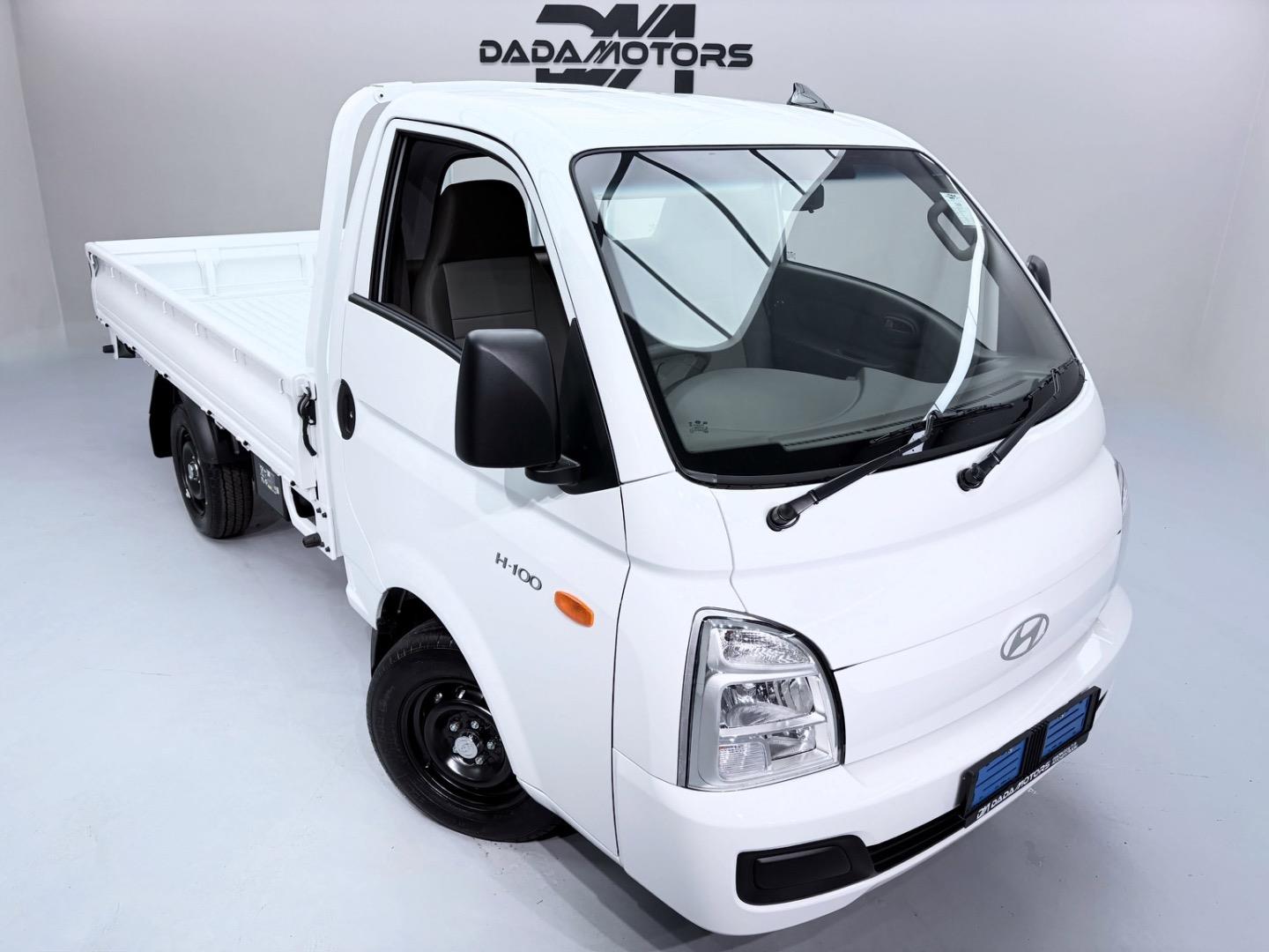 HyundaiH-100Bakkie 2.6D Deck (Aircon)