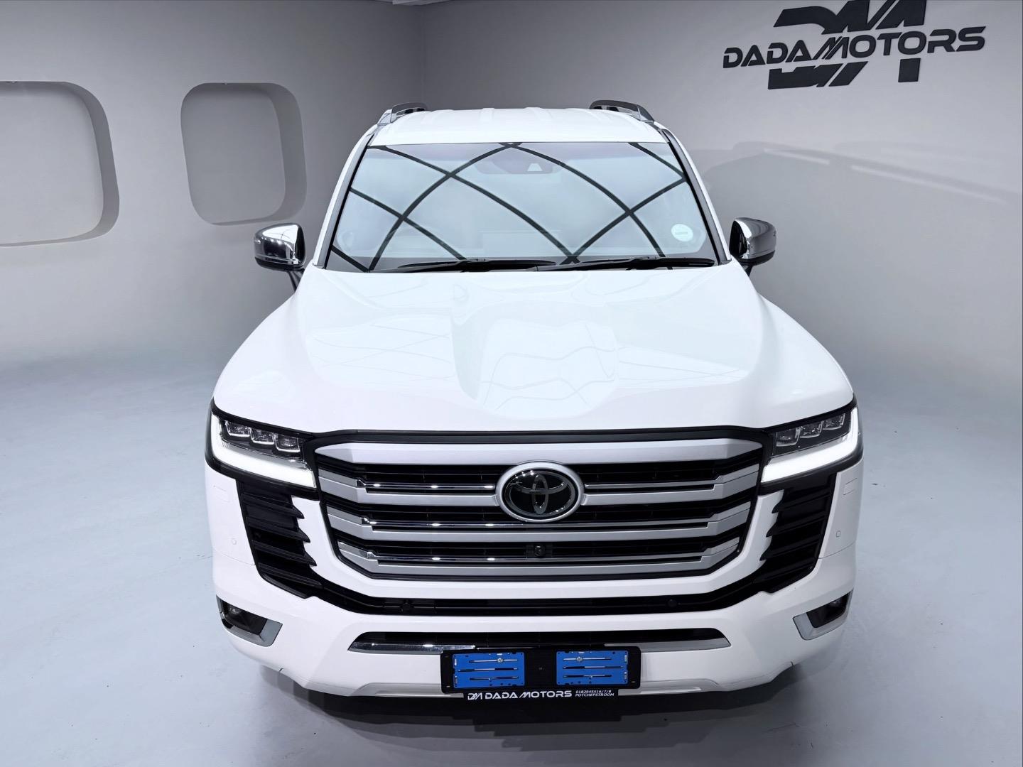 
								ToyotaLand Cruiser 3003.3D ZX full									