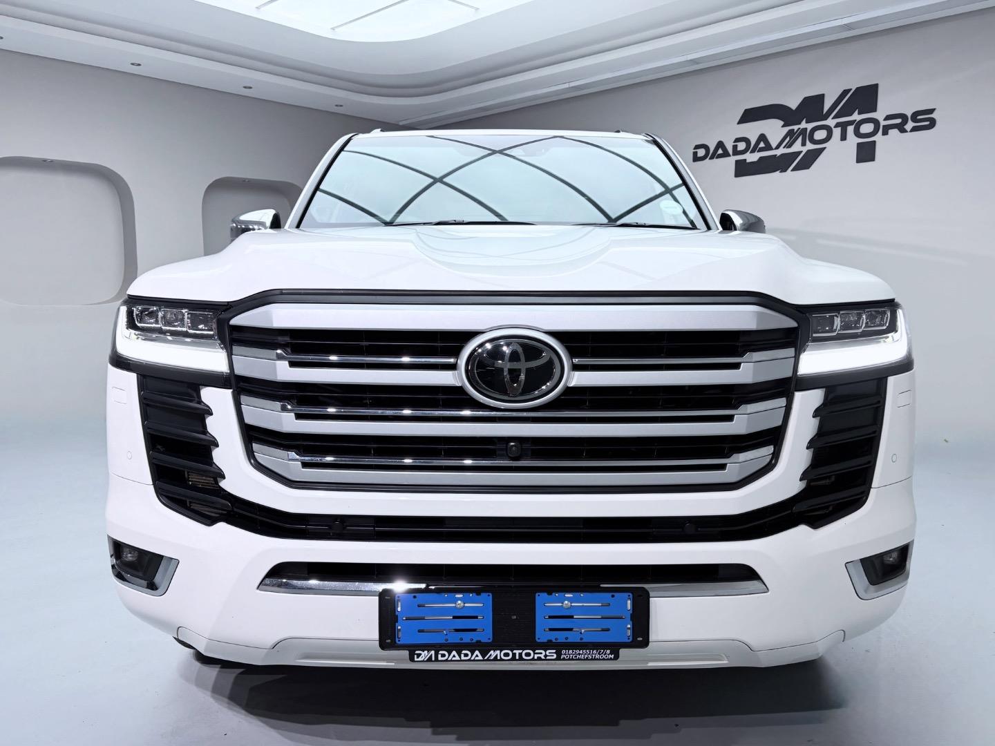 
								ToyotaLand Cruiser 3003.3D ZX full									