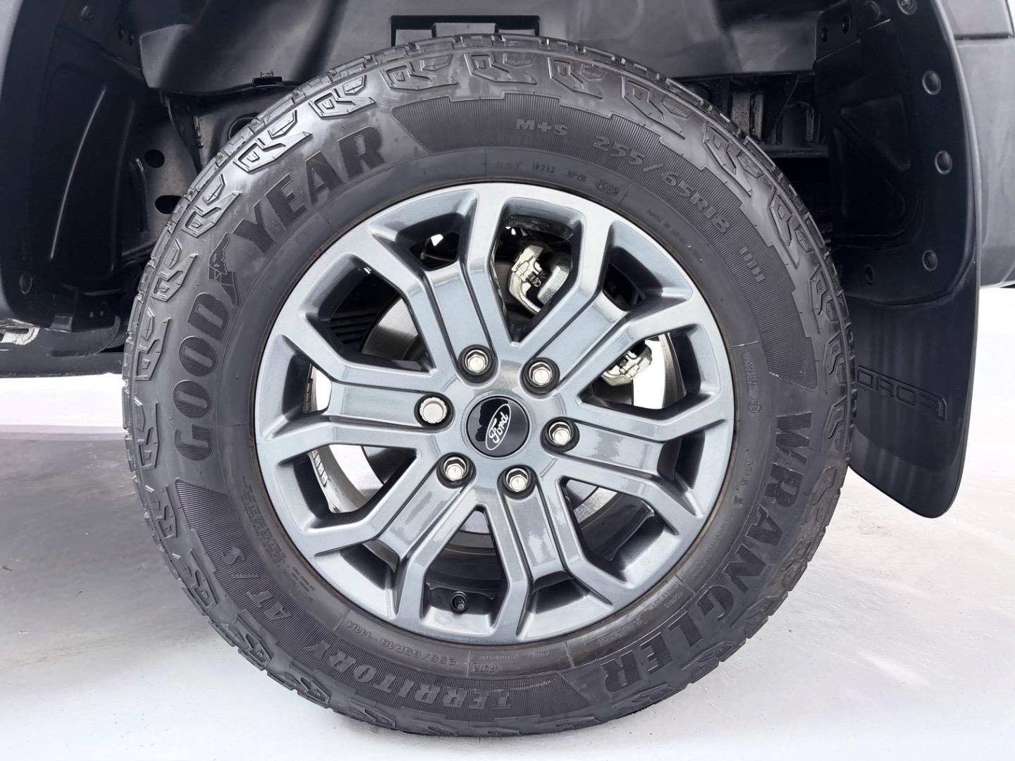 
								FordRanger2.0 Biturbo Double Cab Wildtrak full									