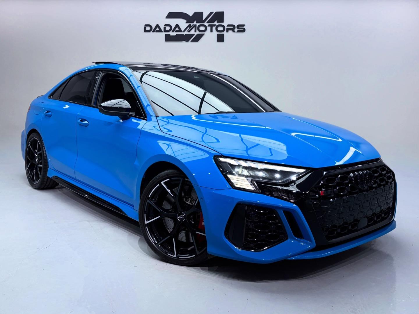 
								AudiRS3Sedan Quattro full									