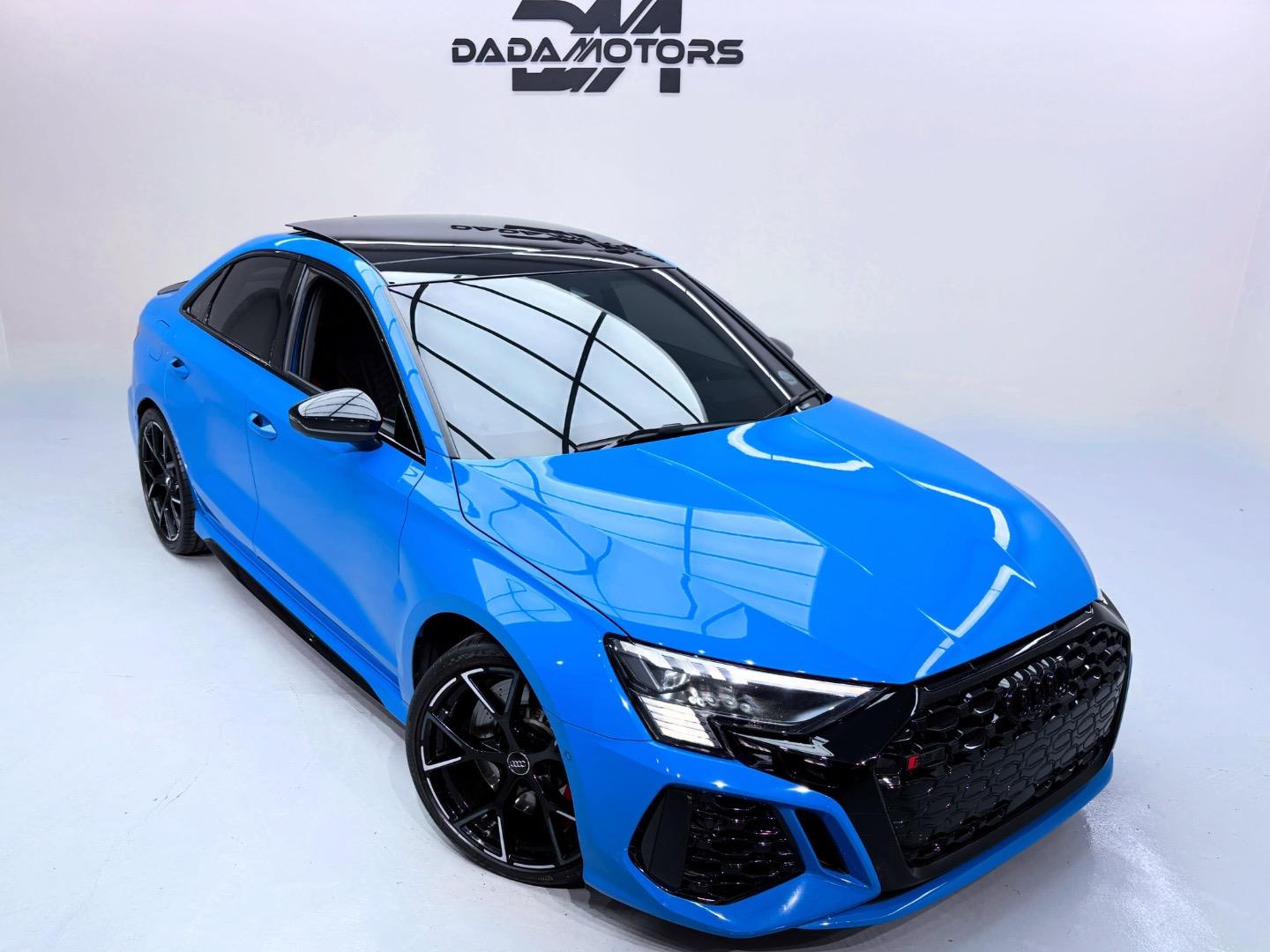 
								AudiRS3Sedan Quattro full									