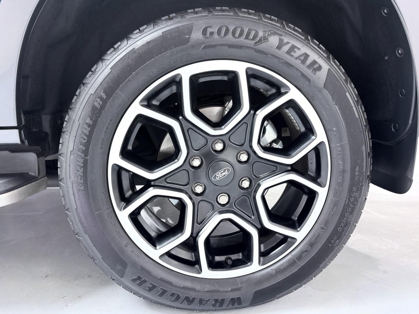 
								FordEverest3.0TD V6 4WD Wildtrak full									