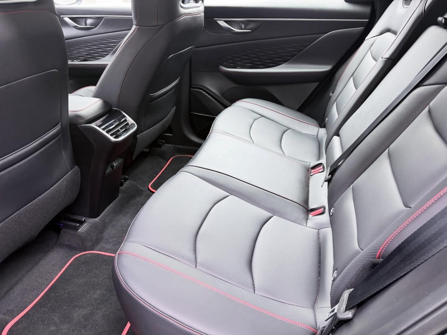 
								BAICBeijing X55Plus 1.5T Premium full									