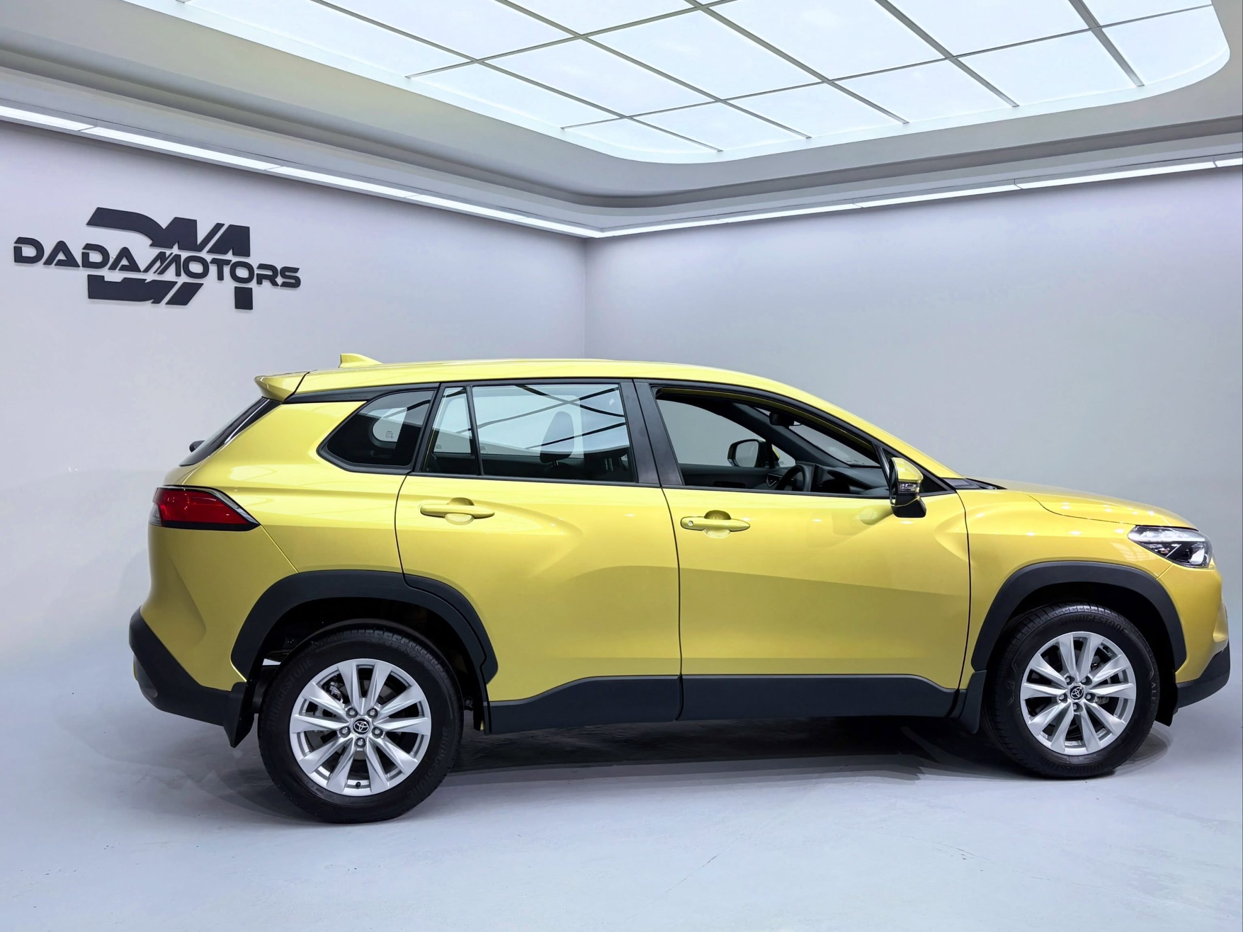 TOYOTA COR0LLA CROSS 1.8 XI