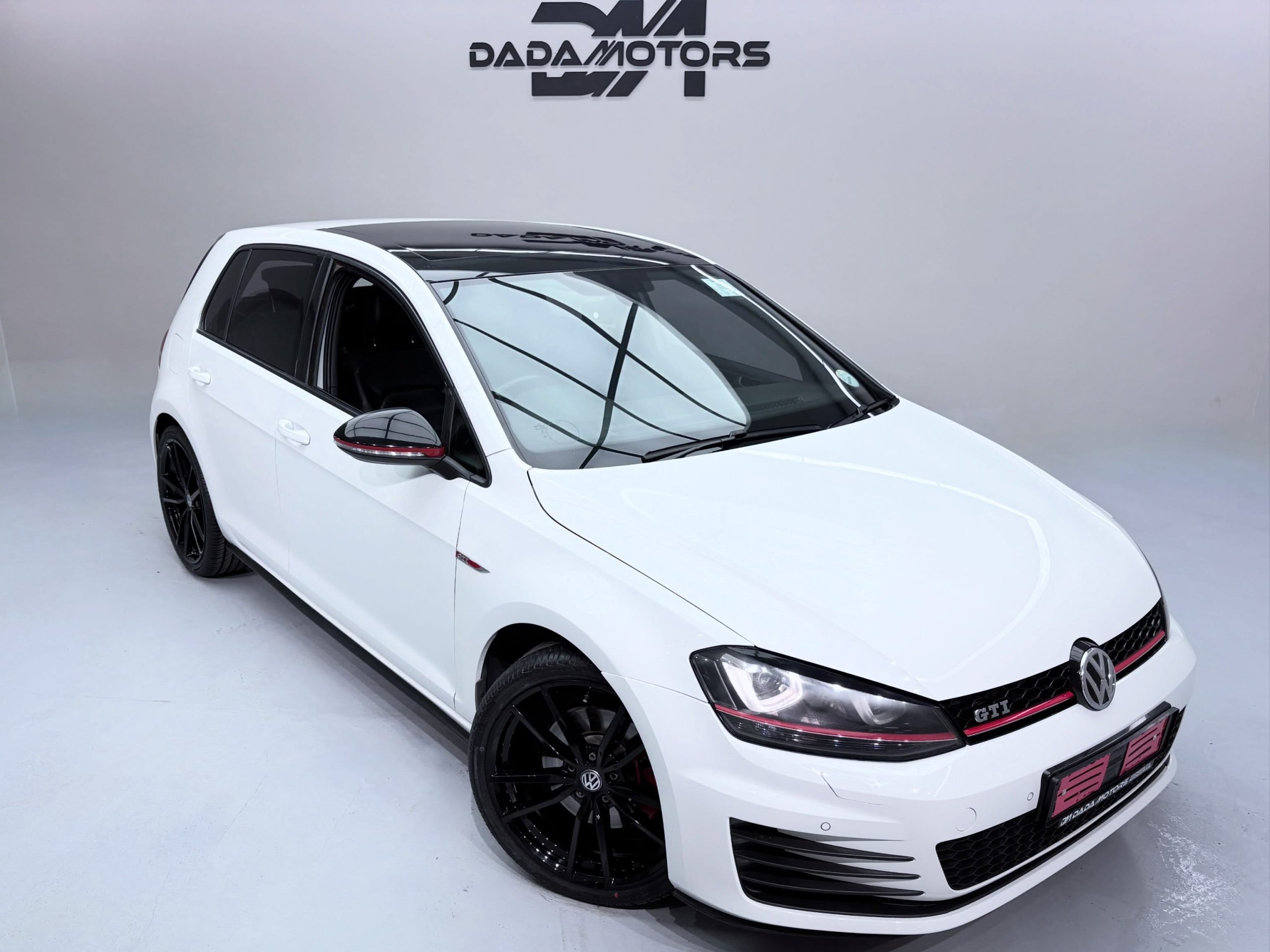 VOLKSWAGEN GOLF VII GTI 2.0 TSI DSG