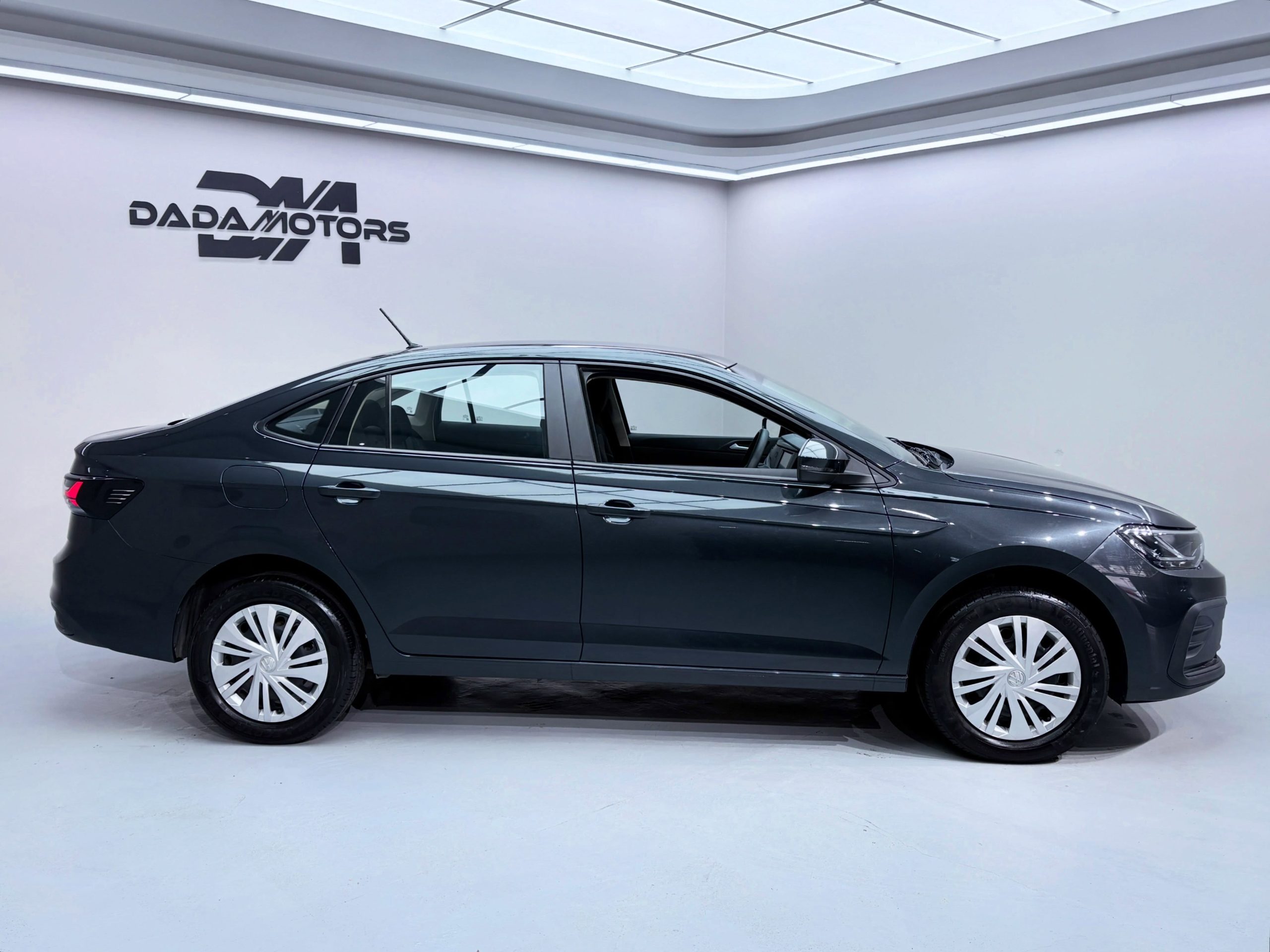 VOLKSWAGEN POLO 1.6 TIPTRONIC
