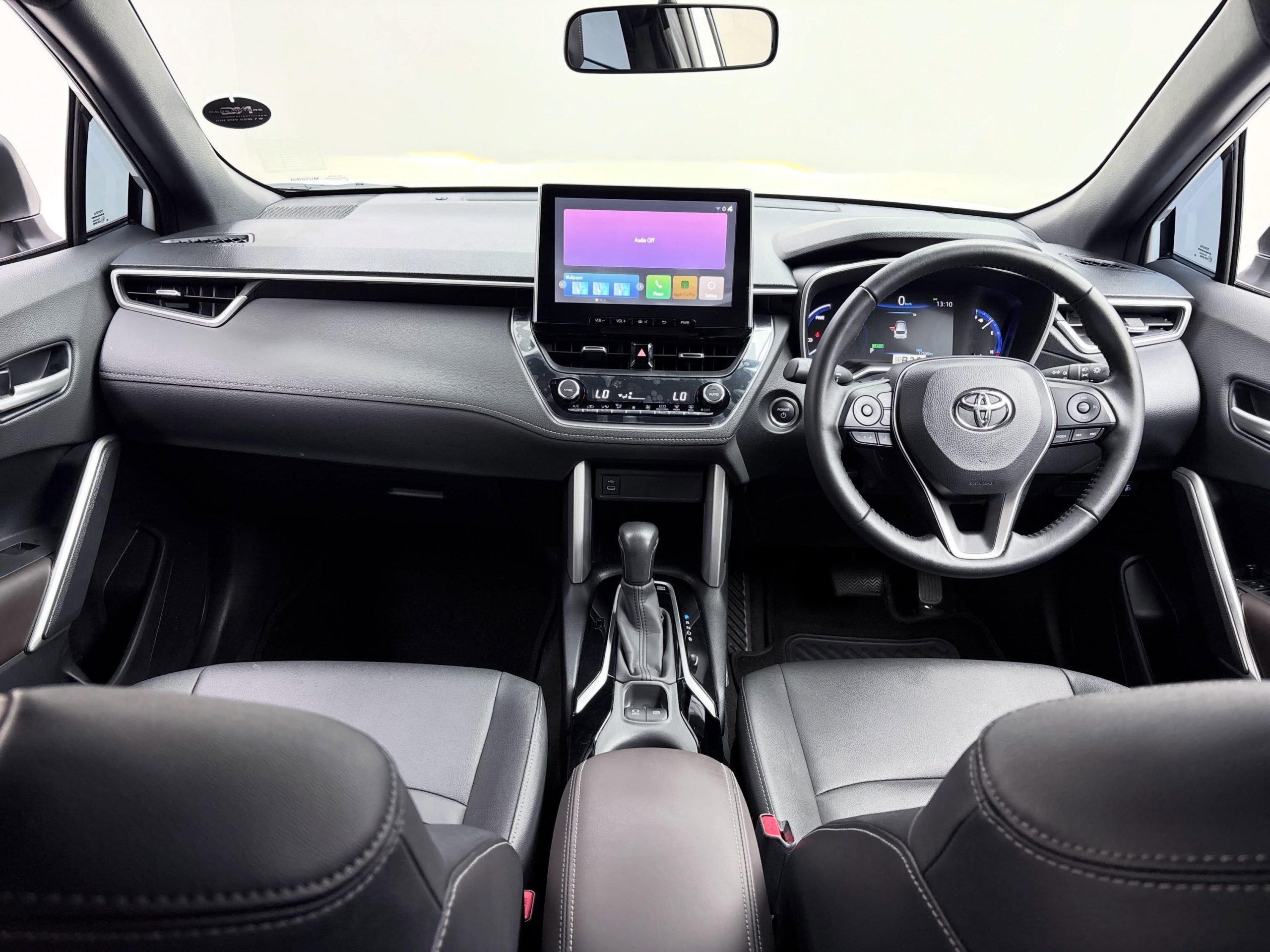 
								TOYOTA COROLLA CROSS 1.8 XS HYBRID full									
