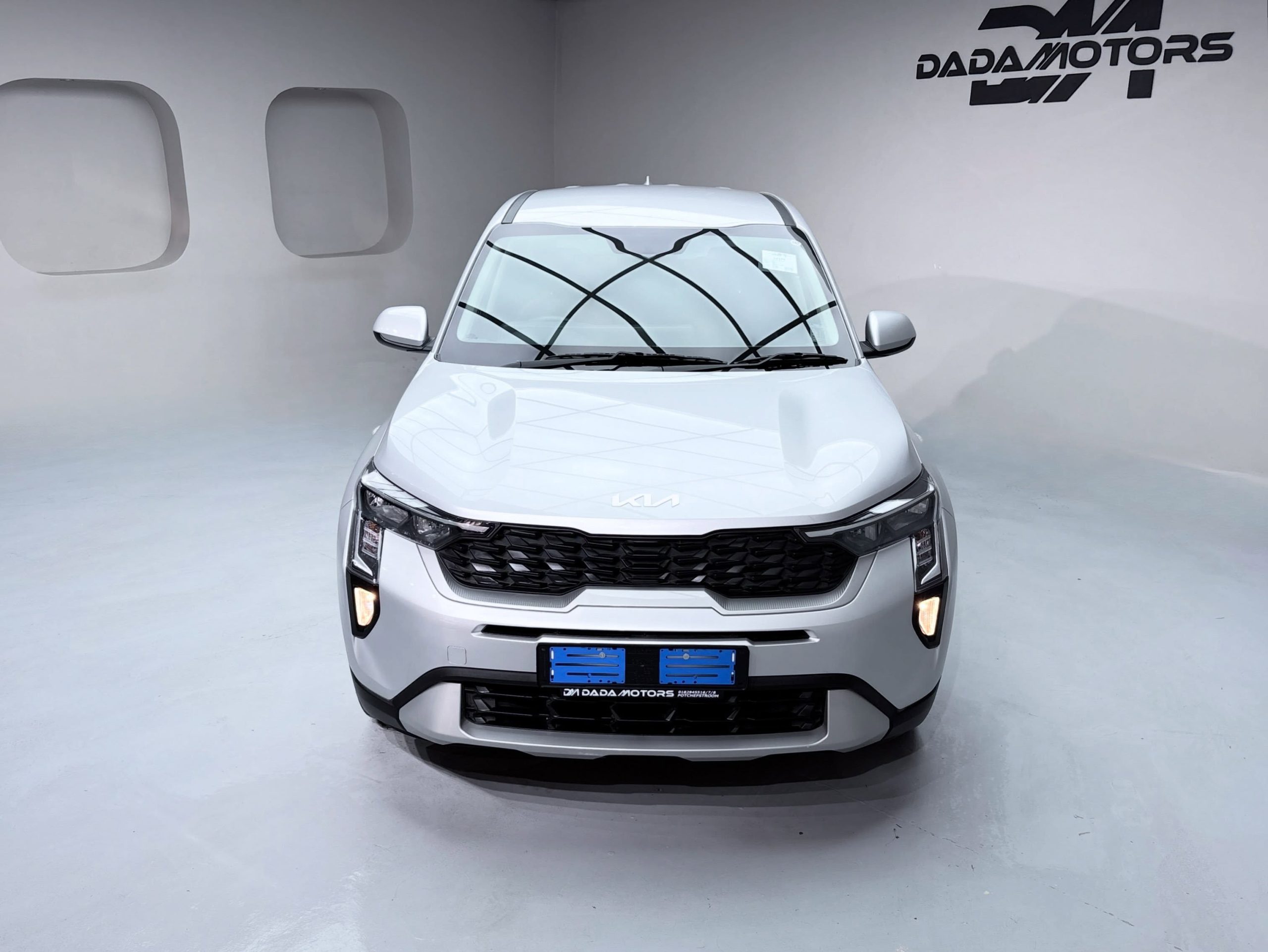 
								KIA SONET 1.5 CVT LS full									
