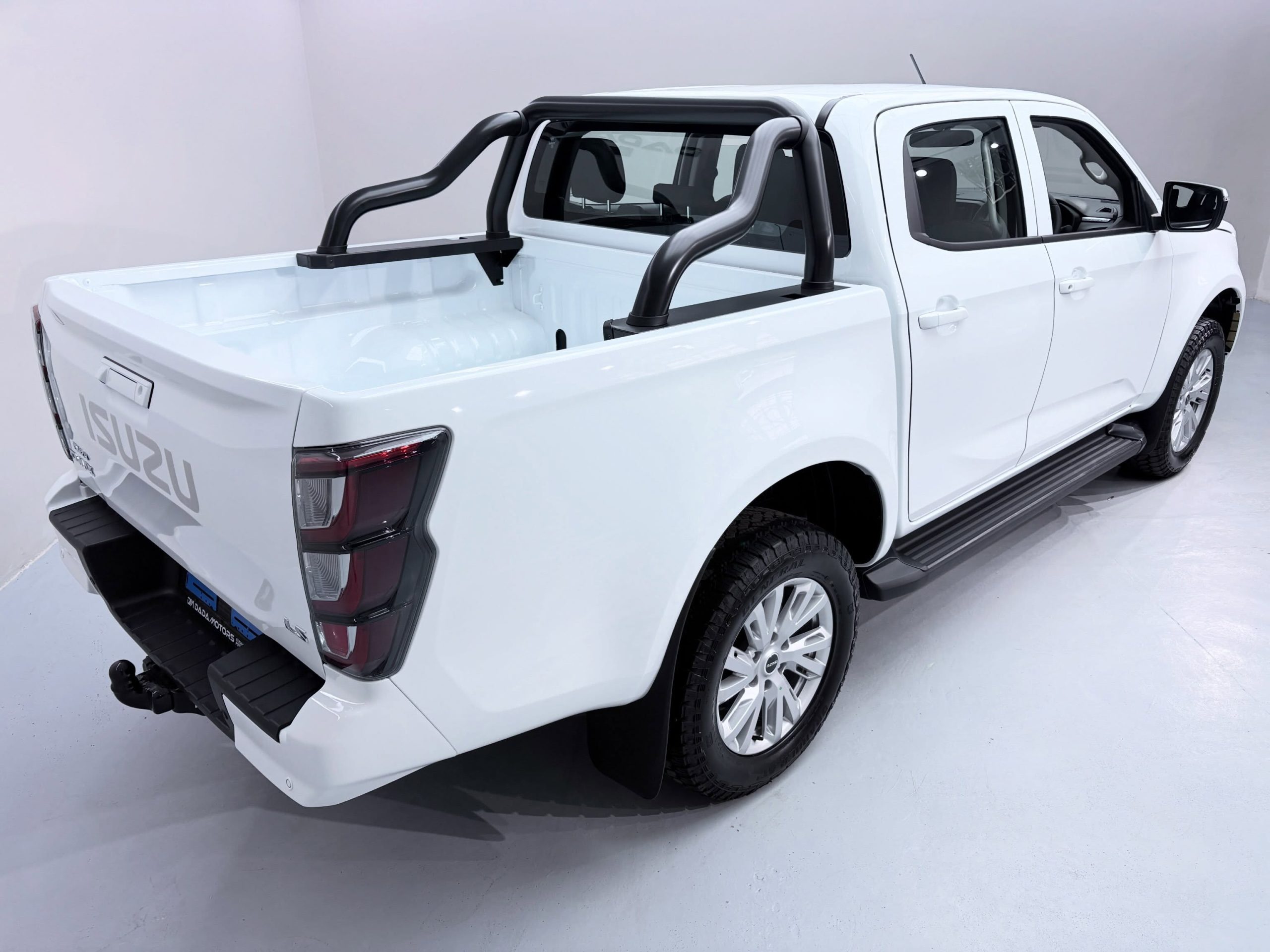 
								ISUZU D-MAX 1.9 HR LSA/T D/U P/U full									