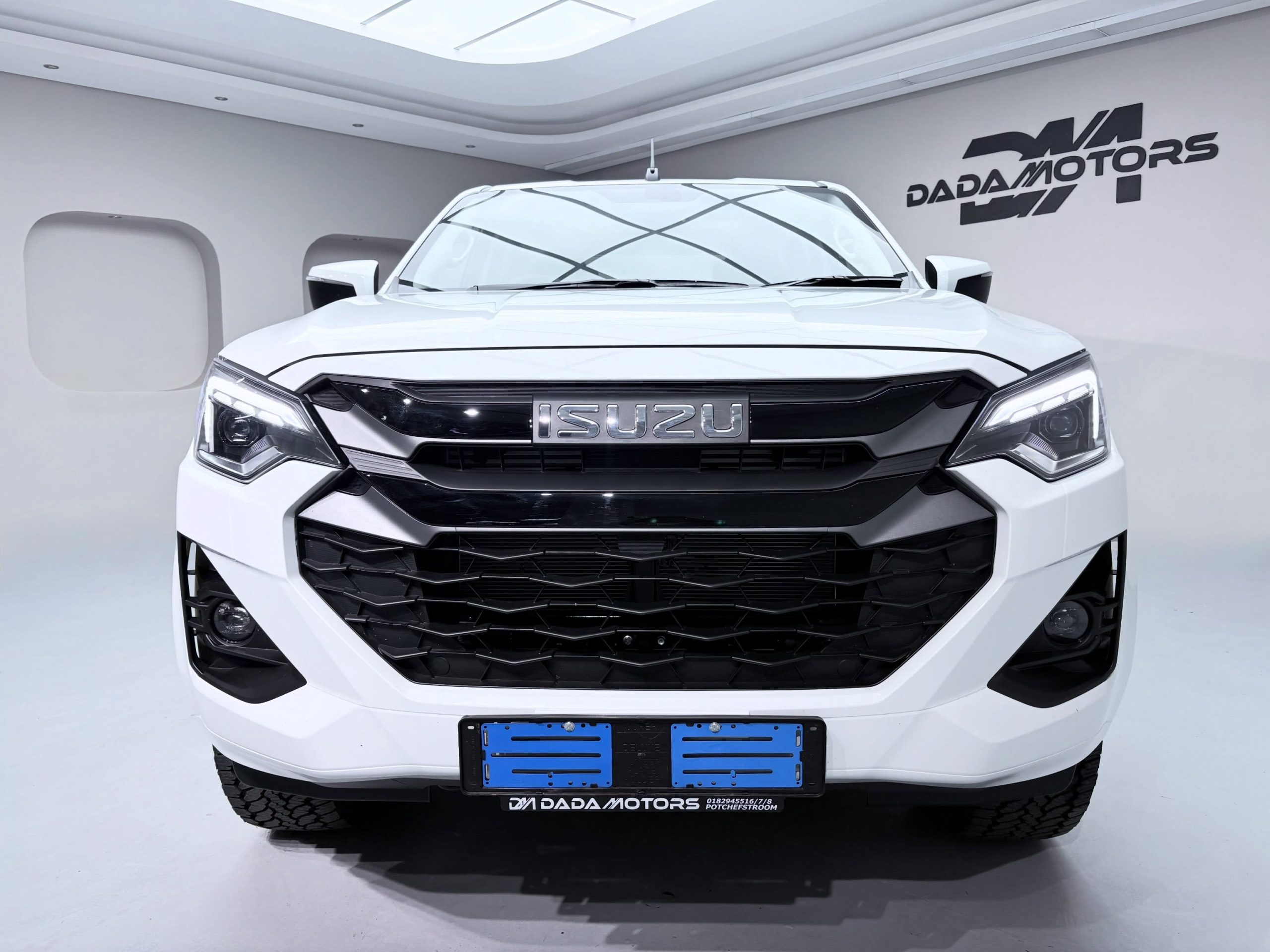 
								ISUZU D-MAX 1.9 HR LSA/T D/U P/U full									