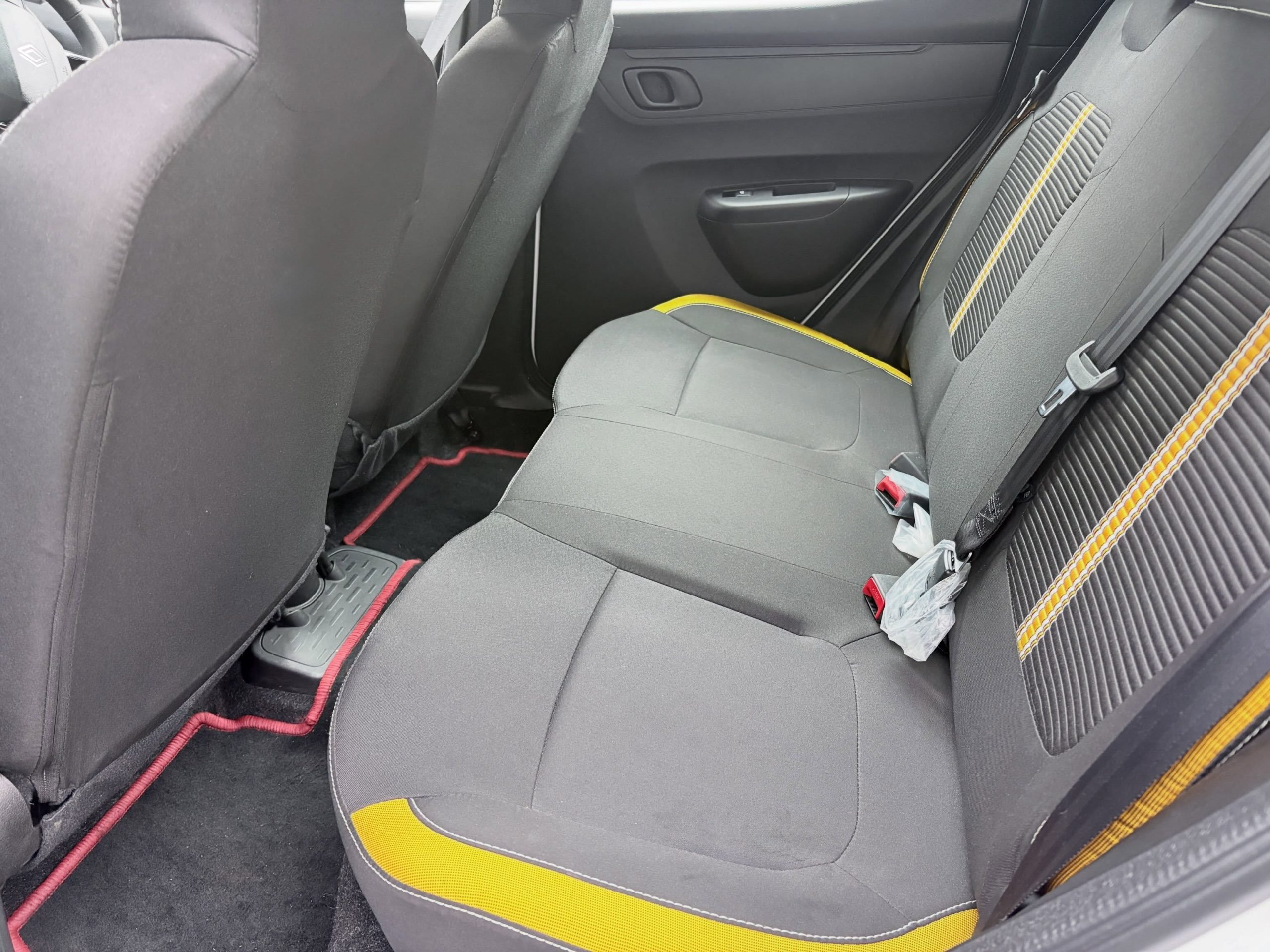 
								RENAULT KWID 1.0 CLIMBER 5DR full									