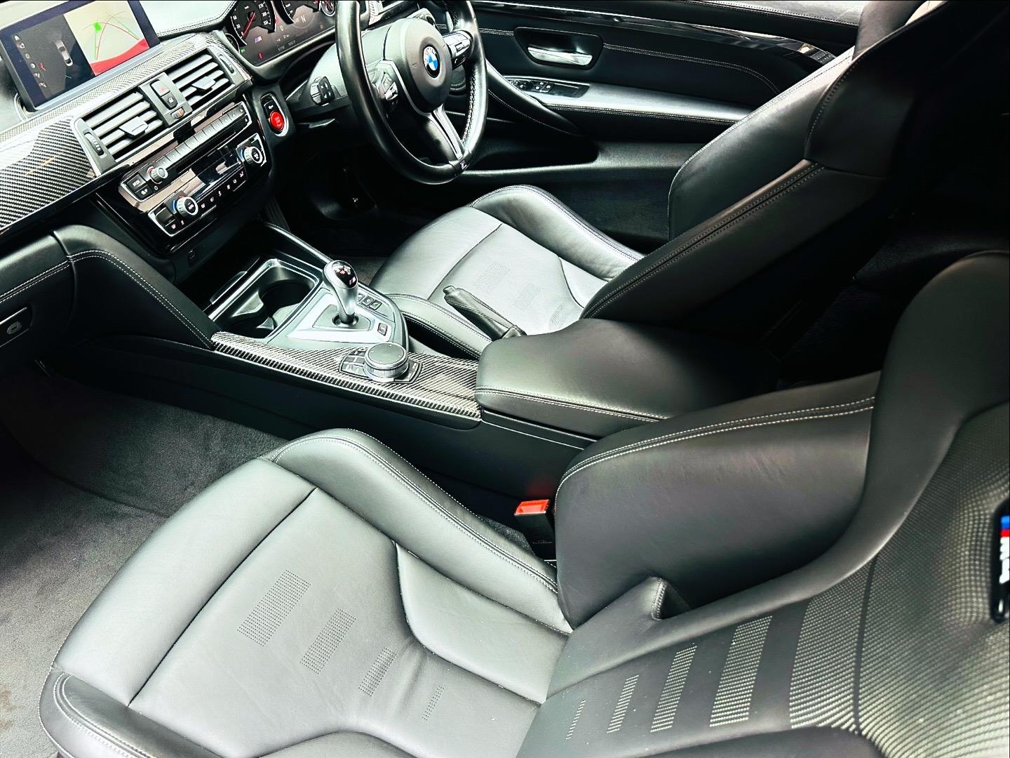 
								BMWM4Coupe Competition full									