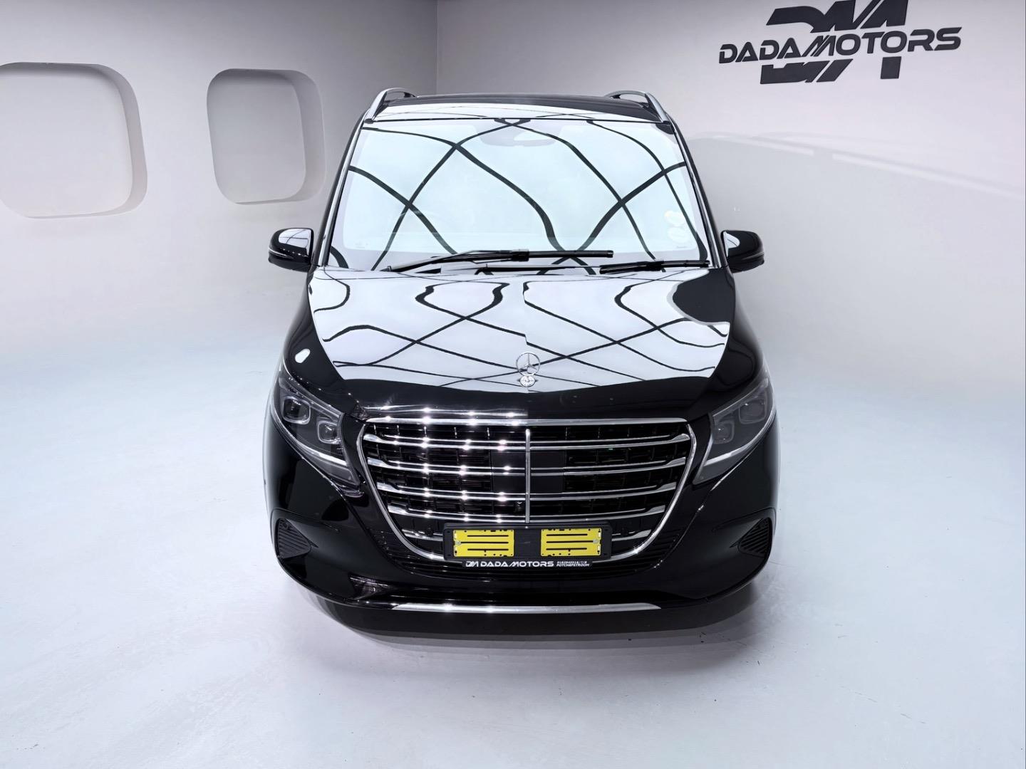 
								Mercedes-BenzV-ClassV300d Exclusive full									