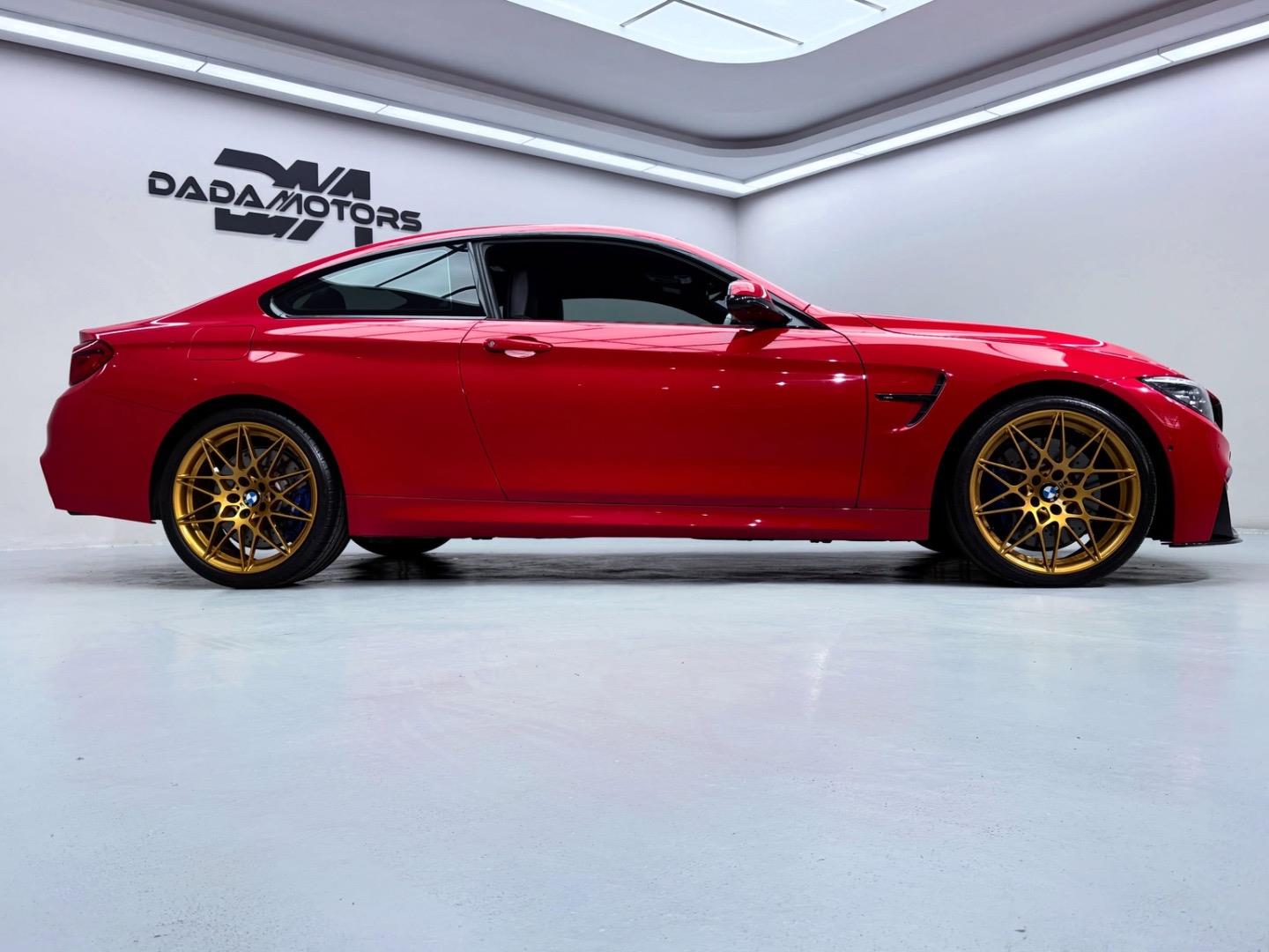 BMWM4Coupe Competition