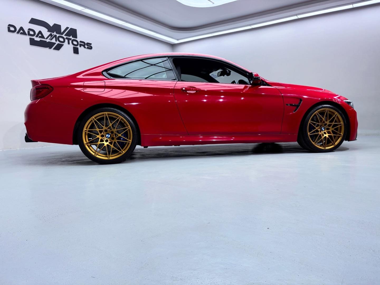 
								BMWM4Coupe Competition full									