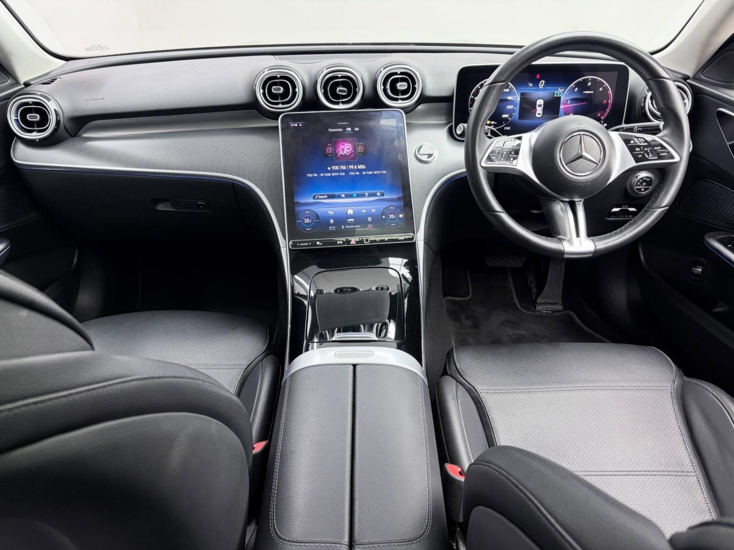 
								Mercedes-BenzC-ClassC220d Avantgarde full									