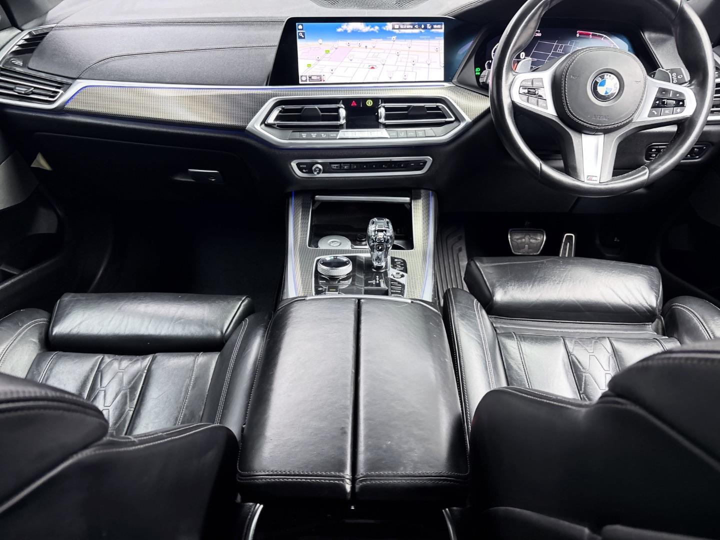 
								BMWX5xDrive30d M Sport full									