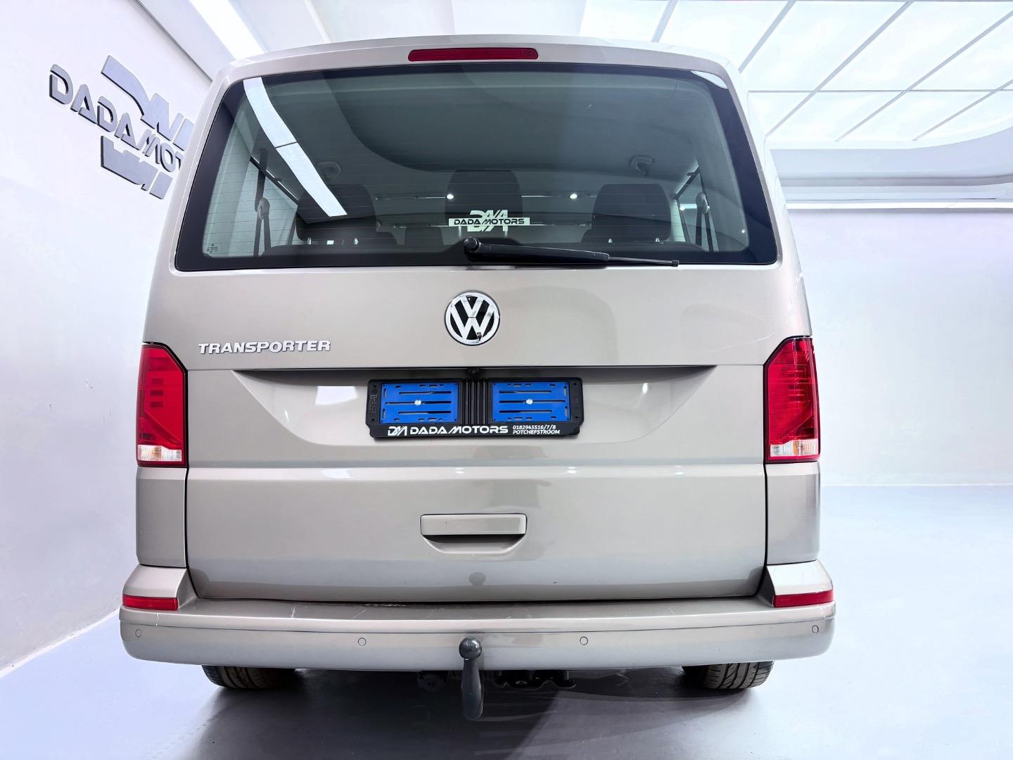 
								VolkswagenTransporter2.0TDI 110kW Kombi SWB Trendline full									