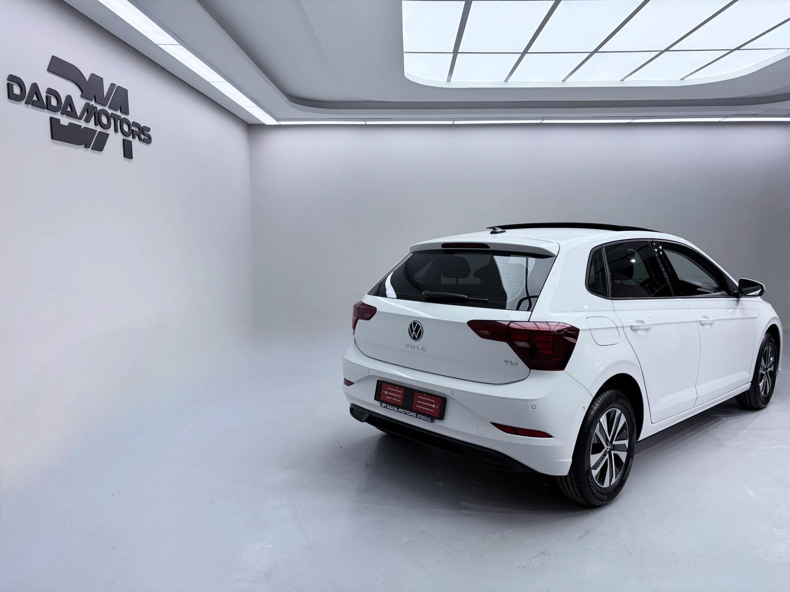 
								VOLKSWAGEN POLO 1.0 TSI LIFE full									
