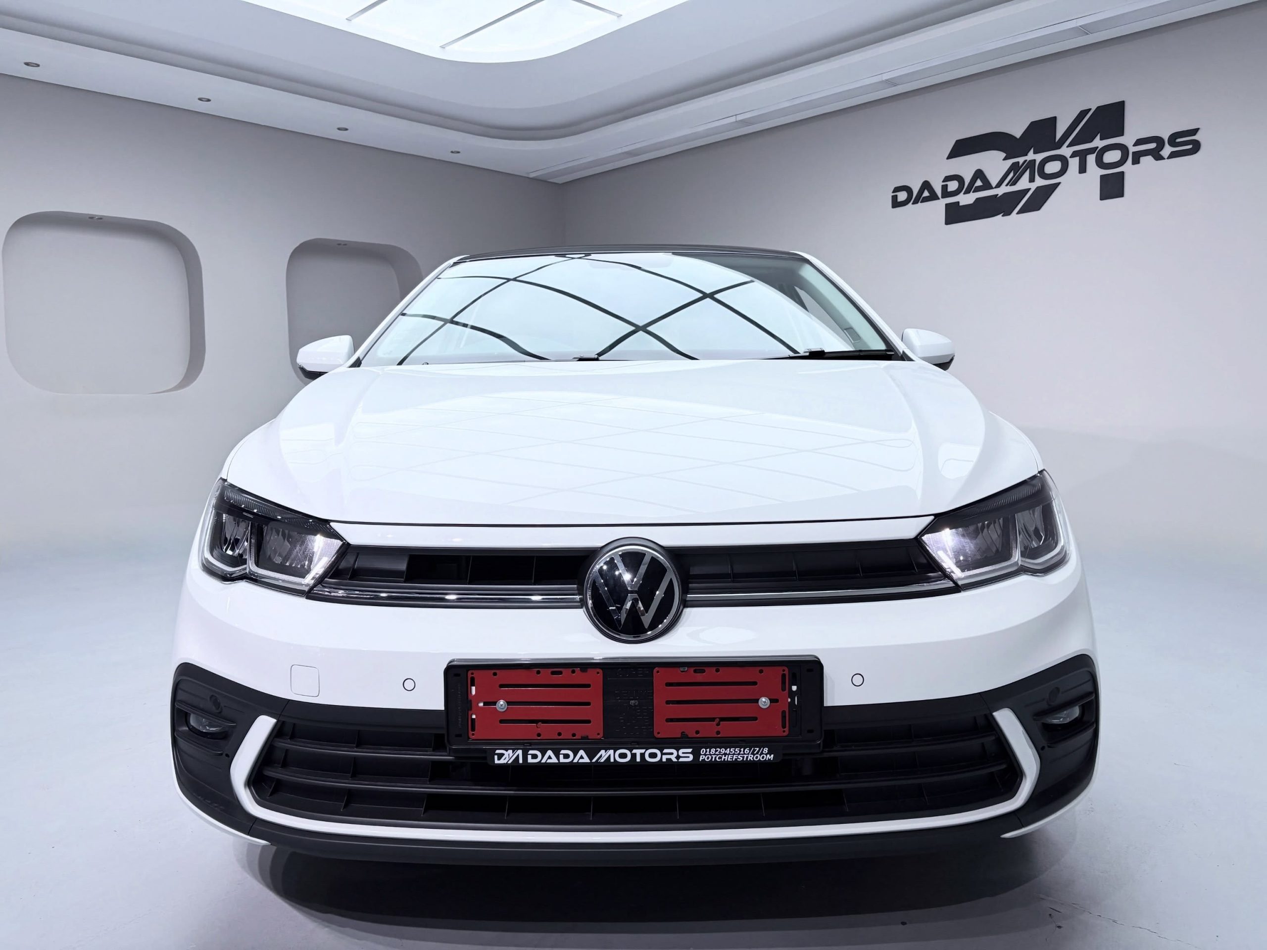 
								VOLKSWAGEN POLO 1.0 TSI LIFE full									