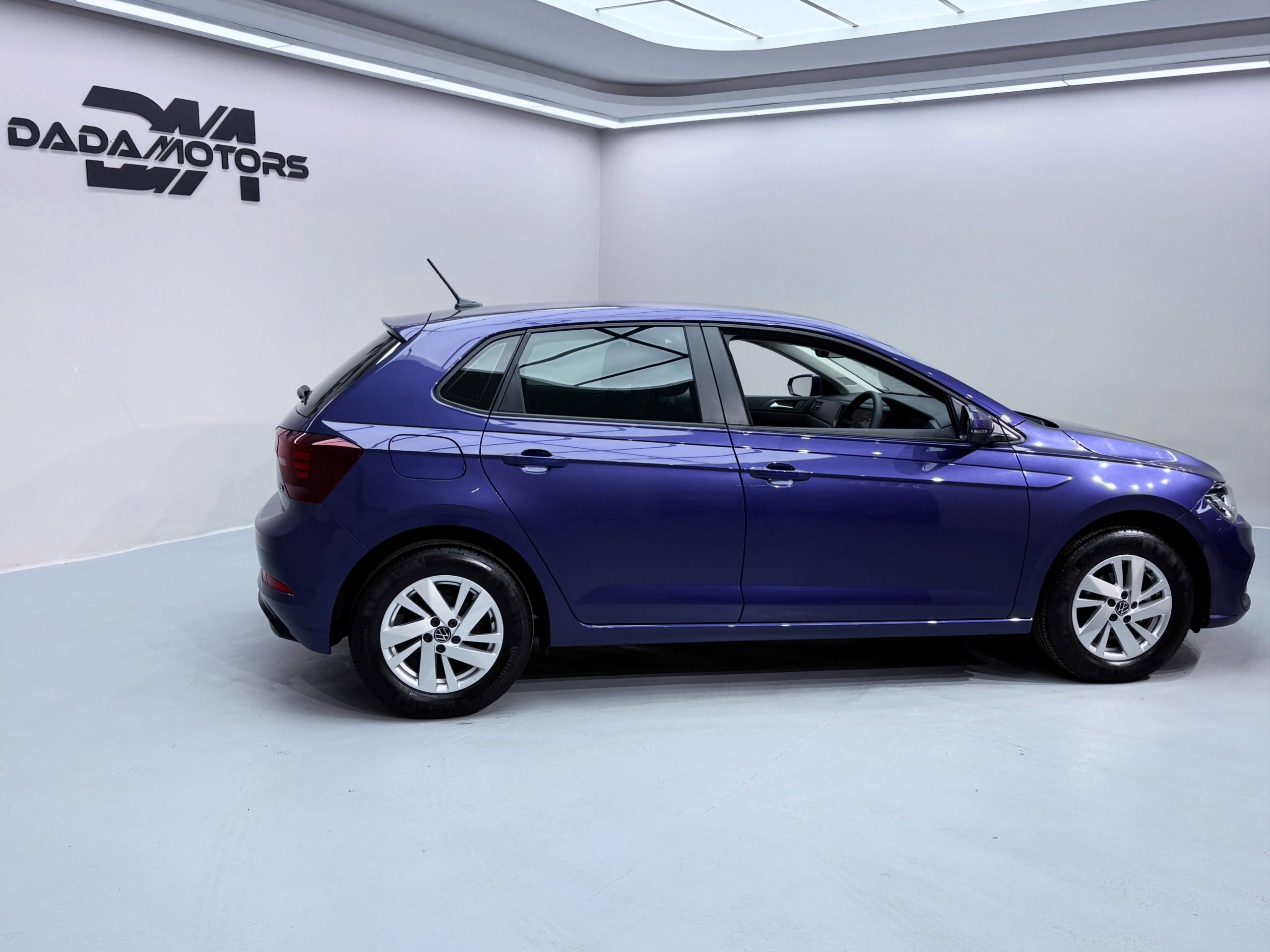 
								VOLKSWAGEN POLO 1.0 TSI full									