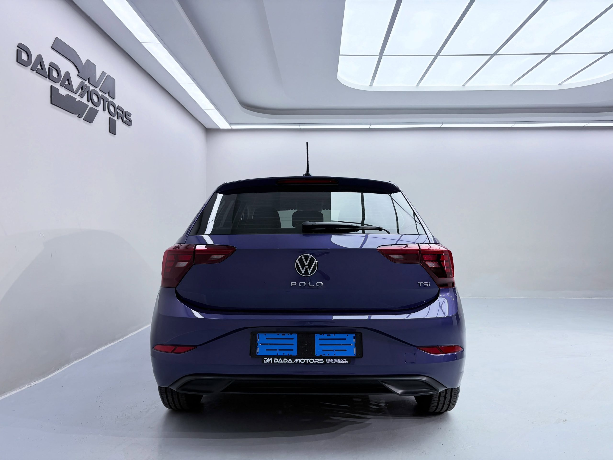 
								VOLKSWAGEN POLO 1.0 TSI full									