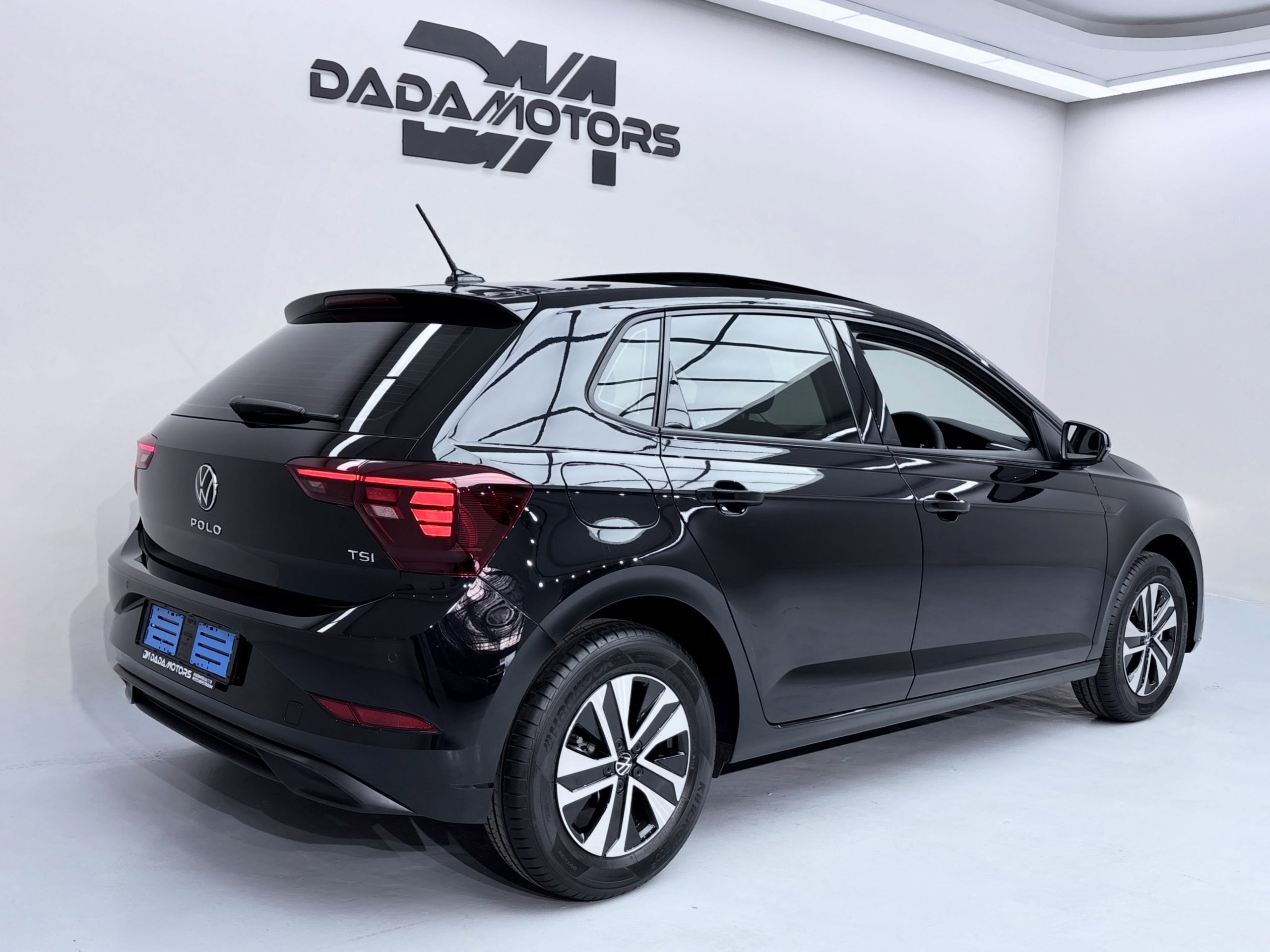 
								VOLKSWAGEN POLO 1.0 TSI LIFE DSG full									